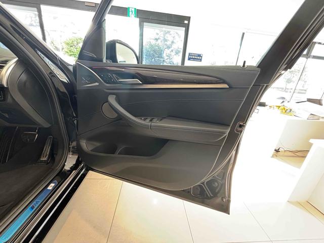 Ｘ３ ｘＤｒｉｖｅ　２０ｄ　Ｍスポーツ　４ＷＤ　クリアランスソナー　オートクルーズコントロール　レーンアシスト　パワーシート　衝突被害軽減システム　ナビ　ＬＥＤヘッドランプ　ヘッドライトウォッシャー　電動リアゲート　アルミホイール（13枚目）