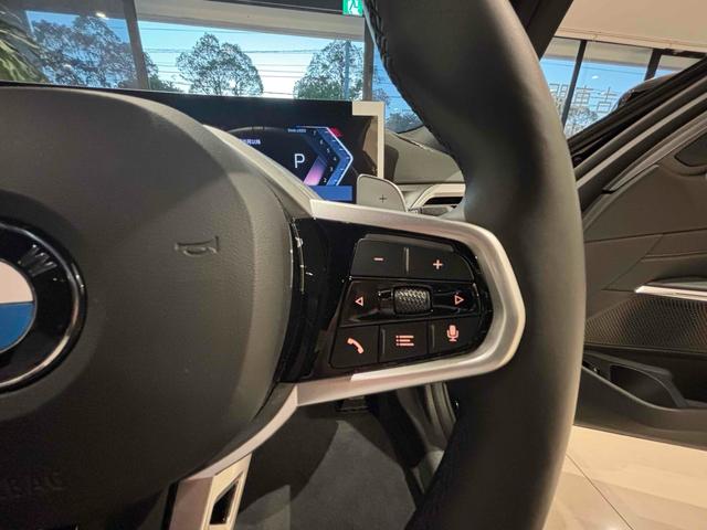 ３シリーズ ３２０ｉツーリング　Ｍスポーツ　ＥＴＣ　全周囲カメラ　クリアランスソナー　オートクルーズコントロール　レーンアシスト　衝突被害軽減システム　アルミホイール　ヘッドライトウォッシャー　パワーシート　スマートキー　アイドリングストップ（4枚目）