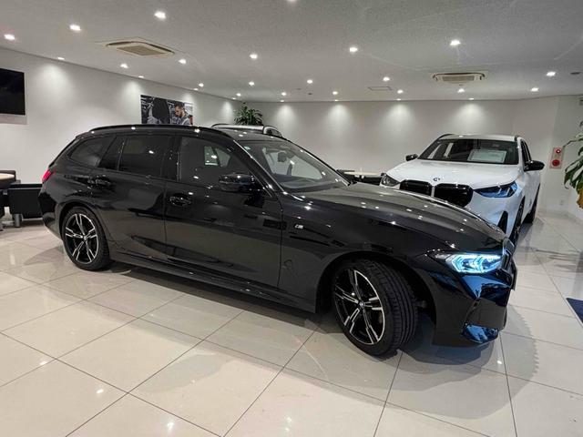 ３シリーズ ３２０ｉツーリング　Ｍスポーツ　ＥＴＣ　全周囲カメラ　クリアランスソナー　オートクルーズコントロール　レーンアシスト　衝突被害軽減システム　アルミホイール　ヘッドライトウォッシャー　パワーシート　スマートキー　アイドリングストップ（16枚目）