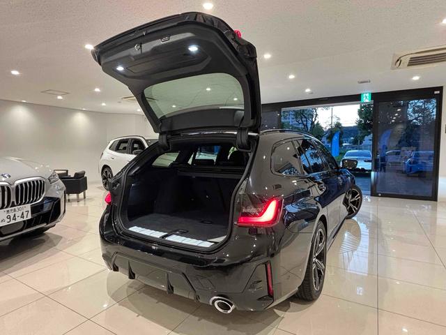 ３シリーズ ３２０ｉツーリング　Ｍスポーツ　ＥＴＣ　全周囲カメラ　クリアランスソナー　オートクルーズコントロール　レーンアシスト　衝突被害軽減システム　アルミホイール　ヘッドライトウォッシャー　パワーシート　スマートキー　アイドリングストップ（21枚目）