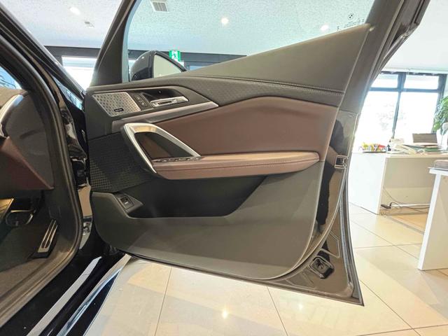 Ｘ２ ｘＤｒｉｖｅ　２０ｉ　Ｍスポーツハイラインパッケージ　レンタカーＵＰ★　４ＷＤ　全周囲カメラ　オートクルーズコントロール　レーンアシスト　パワーシート　衝突被害軽減システム　ＬＥＤヘッドランプ　電動リアゲート　アルミホイール　スマートキー（10枚目）