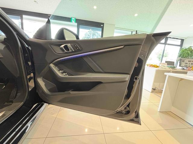 ２シリーズ ２１８ｉグランクーペ　Ｍスポーツ　クリアランスソナー　オートクルーズコントロール　パークアシスト　衝突被害軽減システム　バックカメラ　アルミホイール　ＬＥＤヘッドランプ　ＡＴ　スマートキー　アイドリングストップ　電動格納ミラー（10枚目）