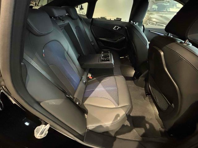 ２シリーズ ２１８ｉグランクーペ　Ｍスポーツ　クリアランスソナー　オートクルーズコントロール　パークアシスト　衝突被害軽減システム　バックカメラ　アルミホイール　ＬＥＤヘッドランプ　ＡＴ　スマートキー　アイドリングストップ　電動格納ミラー（13枚目）