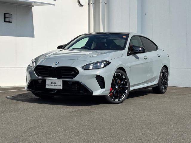 2シリーズ M235 xDriveグランクーペ M235 xDriveグランクーペ(5名)(7枚目)