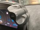 ベースグレード　左ハンドル　２０２３年モデル　フロントリフター　ＡｐｐｌｅＣａｒＰｌａｙ　バックカメラ　パーキングセンサー　Ｂｏｗｅｒｓ　＆　Ｗｉｌｋｉｎｓ　パフォーマンススペック　テクノロジーパック(28枚目)