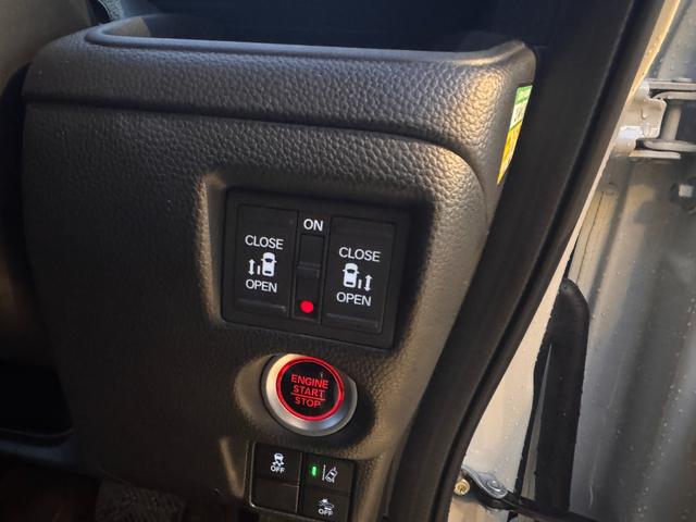 Ｎ－ＢＯＸカスタム Ｇ・ＥＸターボホンダセンシング　助手席スーパースライドシート　アレルクリーンプラスシート　プラズマクラスター技術搭載フルオート・エアコンコンディショナー　プライムスムース＆トリコットコンビシート運転席助手席シートヒーター（13枚目）