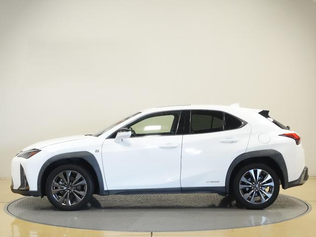 ＵＸ ＵＸ２５０ｈ　Ｆスポーツ　ドライブレコーダー　バックカメラ　クリアランスソナー　オートクルーズコントロール　レーンアシスト　衝突被害軽減システム　サンルーフ　ナビ　ＴＶ　オートマチックハイビーム　オートライト（16枚目）