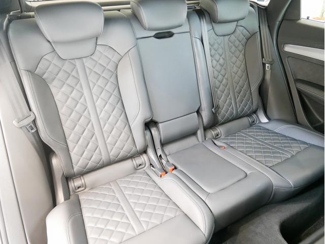 Ｑ５スポーツバック ４０ＴＤＩクワトロ　Ｓライン　認定中古車　正規ディーラー試乗車（10枚目）