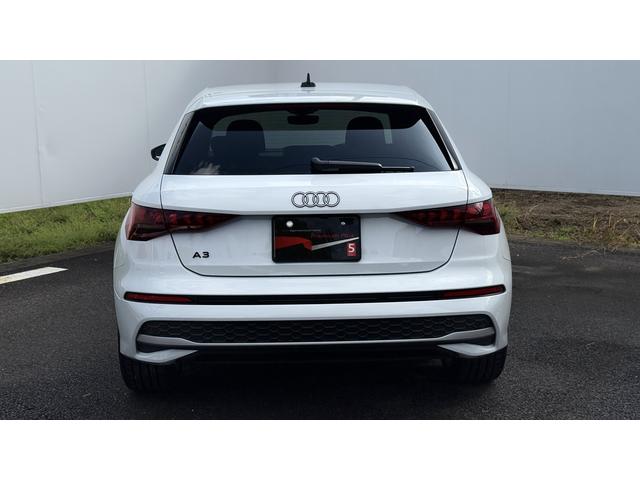 �i���A�G���h�j�E���ɂ͑S�ԕW���Ń��A�t�H�O�����v����������Ă���܂��̂ŁA���E�s�ǎ��A�������̒Ǔ˖h�~�ɂ��𗧂��܂��B