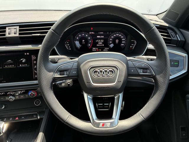 Ｑ３ ３５ＴＦＳＩ　Ｓライン　スマホ連動　レザーシート　ＴＶチューナー　認定中古車　正規ディーラー試乗車（6枚目）