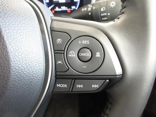 ミリ波レーダーと単眼カメラで、車速に応じた車間距離を保ちながら追従走行を支援します。（全車速追従機能付）