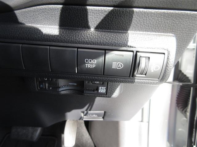 歩行者死亡事故の７割が夜間に発生しています。オートマッチックハイビームで早期発見を助けます。