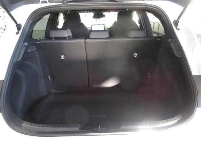 シートアレンジにより積み荷に合わせて自在に変化できるラゲージスペースです。