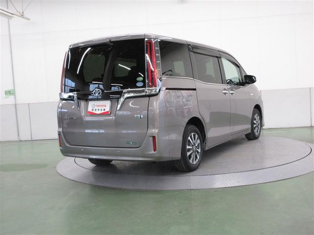 エスクァイア ハイブリッドＧｉ　ワンセグ　メモリーナビ　バックカメラ　衝突被害軽減システム　ＥＴＣ　ドラレコ　両側電動スライド　ＬＥＤヘッドランプ　乗車定員７人　３列シート　ワンオーナー　記録簿（6枚目）