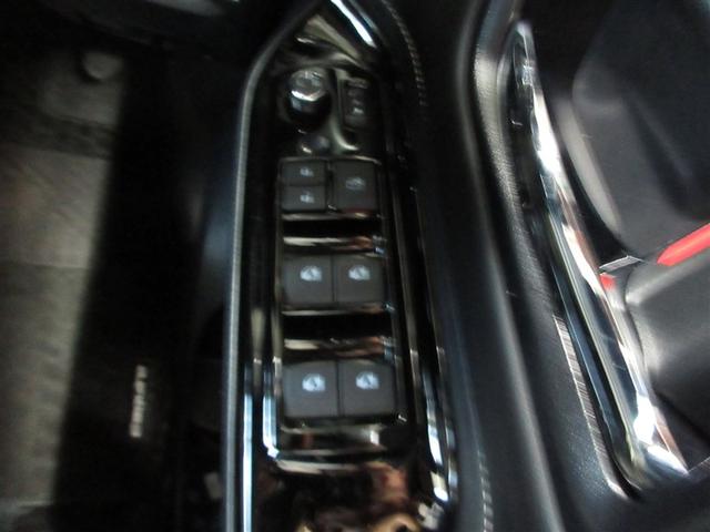 エスクァイア ハイブリッドＧｉ　ワンセグ　メモリーナビ　バックカメラ　衝突被害軽減システム　ＥＴＣ　ドラレコ　両側電動スライド　ＬＥＤヘッドランプ　乗車定員７人　３列シート　ワンオーナー　記録簿（23枚目）