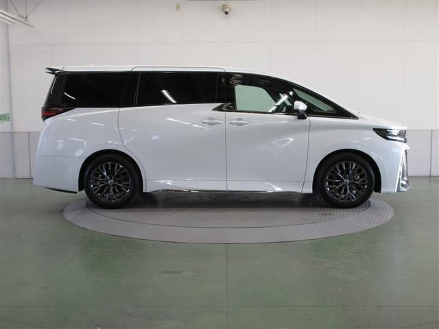 ヴェルファイア Ｚ　プレミア　４ＷＤ　革シート　サンルーフ　フルセグ　メモリーナビ　ミュージックプレイヤー接続可　後席モニター　バックカメラ　衝突被害軽減システム　ＥＴＣ　両側電動スライド　ＬＥＤヘッドランプ　乗車定員７人（5枚目）