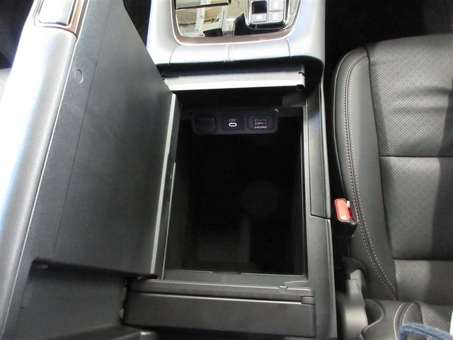 ヴェルファイア Ｚ　プレミア　４ＷＤ　革シート　サンルーフ　フルセグ　メモリーナビ　ミュージックプレイヤー接続可　後席モニター　バックカメラ　衝突被害軽減システム　ＥＴＣ　両側電動スライド　ＬＥＤヘッドランプ　乗車定員７人（20枚目）