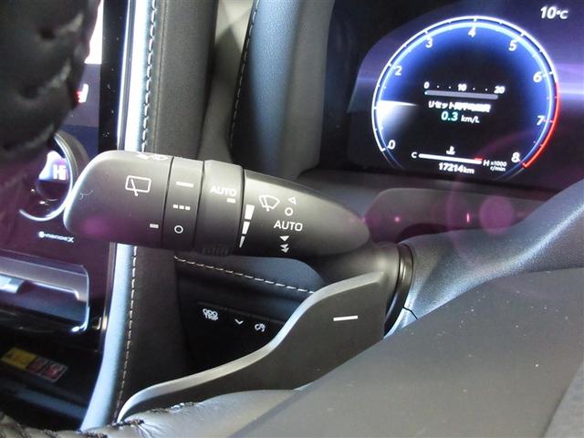 ヴェルファイア Ｚ　プレミア　４ＷＤ　革シート　サンルーフ　フルセグ　メモリーナビ　ミュージックプレイヤー接続可　後席モニター　バックカメラ　衝突被害軽減システム　ＥＴＣ　両側電動スライド　ＬＥＤヘッドランプ　乗車定員７人（24枚目）