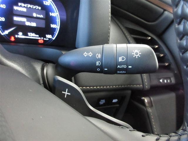 ヴェルファイア Ｚ　プレミア　４ＷＤ　革シート　サンルーフ　フルセグ　メモリーナビ　ミュージックプレイヤー接続可　後席モニター　バックカメラ　衝突被害軽減システム　ＥＴＣ　両側電動スライド　ＬＥＤヘッドランプ　乗車定員７人（25枚目）