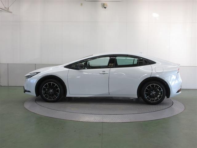 プリウス Z フルセグ ミュージックプレイヤー接続可 衝突被害軽減システム ETC ドラレコ LEDヘッドランプ ワンオーナー 記録簿(4枚目)