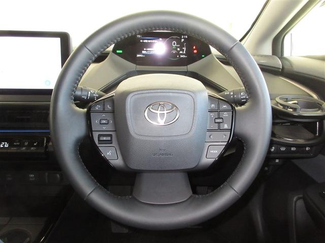 プリウス Z フルセグ ミュージックプレイヤー接続可 衝突被害軽減システム ETC ドラレコ LEDヘッドランプ ワンオーナー 記録簿(9枚目)