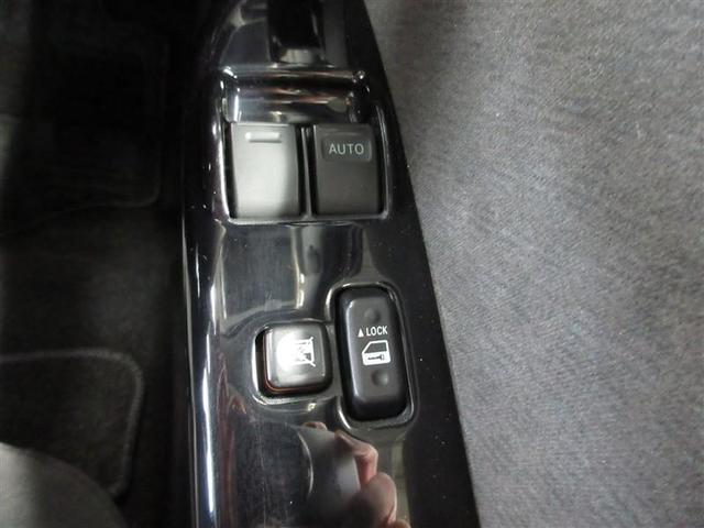 ハイエースワゴン GL ロング 4WD ミュージックプレイヤー接続可 バックカメラ 衝突被害軽減システム ETC 電動スライドドア LEDヘッドランプ 乗車定員10人 3列シート フルエアロ 記録簿(18枚目)