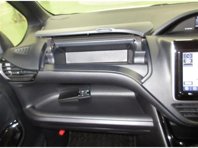 ノア Ｓｉ　ダブルバイビーＩＩＩ　フルセグ　メモリーナビ　ＤＶＤ再生　ミュージックプレイヤー接続可　バックカメラ　衝突被害軽減システム　ＥＴＣ　両側電動スライド　ＬＥＤヘッドランプ　ウオークスルー　乗車定員７人　３列シート　記録簿（18枚目）