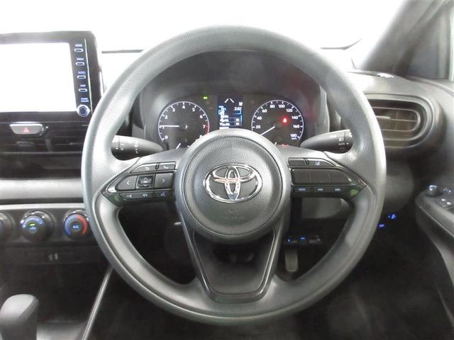 ヤリス X フルセグ メモリーナビ ミュージックプレイヤー接続可 バックカメラ 衝突被害軽減システム ETC LEDヘッドランプ ワンオーナー(9枚目)