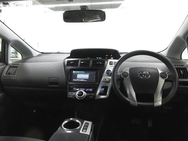 少し高めのシート位置と、大きなウィンドウが開放感あふれる室内を創り出しています。