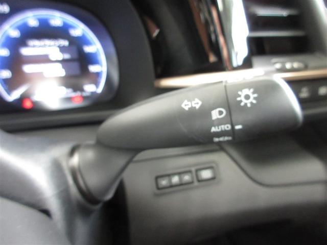 クラウンスポーツ Z 4WD 革シート フルセグ メモリーナビ ミュージックプレイヤー接続可 バックカメラ 衝突被害軽減システム ETC ドラレコ LEDヘッドランプ ワンオーナー 記録簿(25枚目)