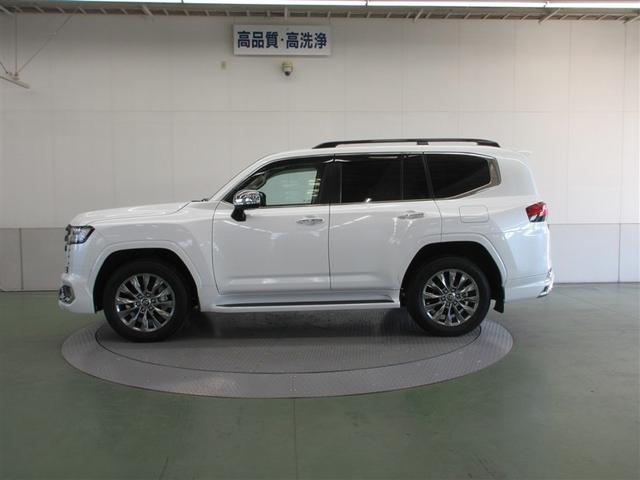 旧プラットフォーム比で２０％の高剛性化を果たし、衝突安全性能を高めながら、車両として約２００ｋｇの大幅な軽量化を実現しました。