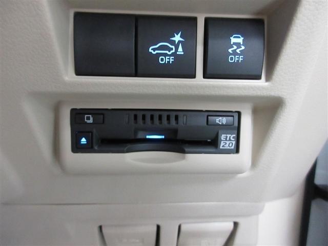 ＥＴＣ２．０＋光ビーコンで、高速道路・一般道の交通渋滞情報をキャッチ。先進機能で安心・安全なドライブをサポートします。