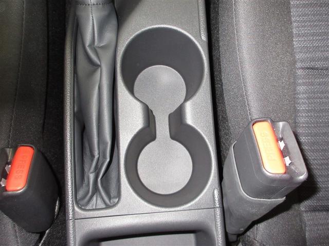 ヤリス Ｚ　メモリーナビ　ミュージックプレイヤー接続可　バックカメラ　衝突被害軽減システム　ＥＴＣ　ＬＥＤヘッドランプ　ワンオーナー（18枚目）