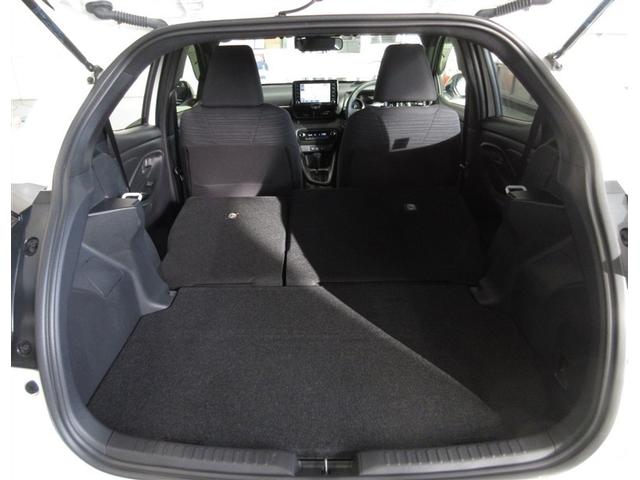 ヤリス Ｚ　メモリーナビ　ミュージックプレイヤー接続可　バックカメラ　衝突被害軽減システム　ＥＴＣ　ＬＥＤヘッドランプ　ワンオーナー（30枚目）