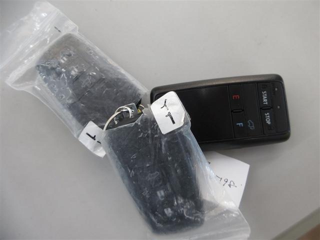 カローラクロス ハイブリッド Z 4WD 衝突被害軽減システム ETC LEDヘッドランプ ワンオーナー 記録簿(25枚目)