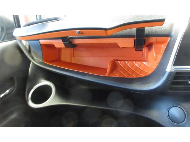 シエンタ ハイブリッドＧ　フルセグ　メモリーナビ　ＤＶＤ再生　ミュージックプレイヤー接続可　バックカメラ　衝突被害軽減システム　ＥＴＣ　両側電動スライド　ＬＥＤヘッドランプ　乗車定員７人　３列シート　ワンオーナー（17枚目）