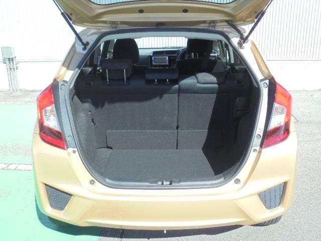 フィット １３Ｇ・Ｆパッケージ　ワンセグ　ＨＤＤナビ　ＤＶＤ再生　ＥＴＣ　記録簿（8枚目）