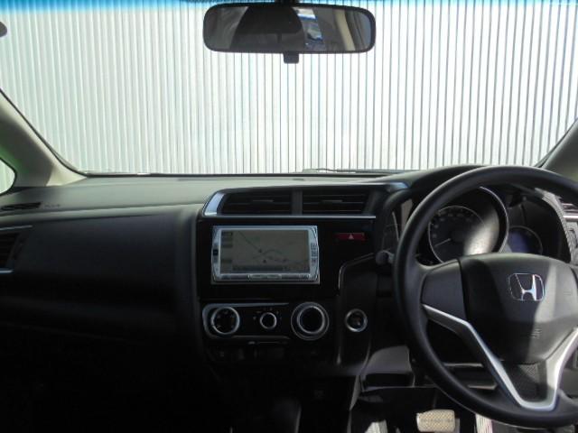 フィット １３Ｇ・Ｆパッケージ　ワンセグ　ＨＤＤナビ　ＤＶＤ再生　ＥＴＣ　記録簿（13枚目）