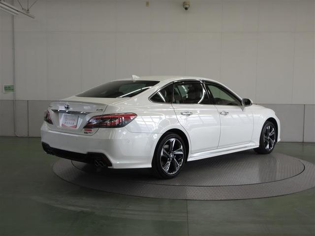 衝突被害を軽減する、パーキングサポートブレーキ（静止物）付、インテリジェントクリアランスソナーを装備しています。