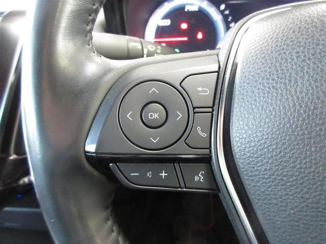 オーディオをコントロールできるステアリングスイッチです。