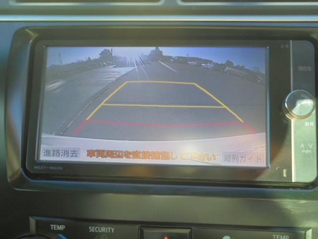 カムリ ハイブリッド　Ｇパッケージ　サンルーフ　フルセグ　メモリーナビ　ＤＶＤ再生　ミュージックプレイヤー接続可　バックカメラ　ＥＴＣ　ＨＩＤヘッドライト（13枚目）