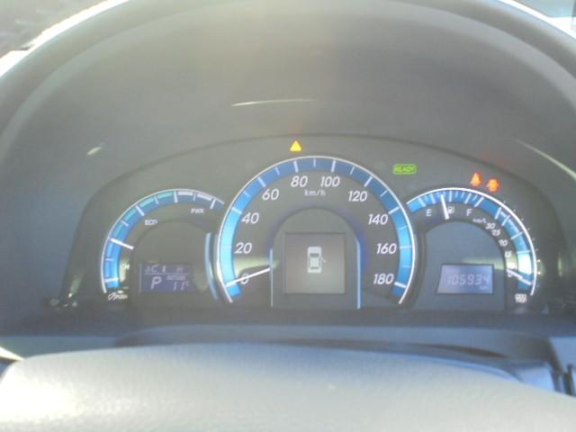 カムリ ハイブリッド　Ｇパッケージ　サンルーフ　フルセグ　メモリーナビ　ＤＶＤ再生　ミュージックプレイヤー接続可　バックカメラ　ＥＴＣ　ＨＩＤヘッドライト（15枚目）