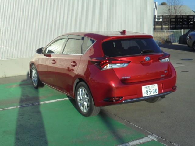 オーリス ハイブリッド　フルセグ　メモリーナビ　ＤＶＤ再生　ミュージックプレイヤー接続可　バックカメラ　衝突被害軽減システム　ＥＴＣ　ドラレコ　ＬＥＤヘッドランプ（6枚目）