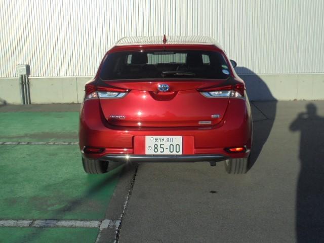 オーリス ハイブリッド　フルセグ　メモリーナビ　ＤＶＤ再生　ミュージックプレイヤー接続可　バックカメラ　衝突被害軽減システム　ＥＴＣ　ドラレコ　ＬＥＤヘッドランプ（7枚目）