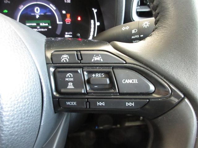 シエンタ ハイブリッドＺ　フルセグ　メモリーナビ　ミュージックプレイヤー接続可　バックカメラ　衝突被害軽減システム　ＥＴＣ　ドラレコ　両側電動スライド　ＬＥＤヘッドランプ　ウオークスルー（11枚目）