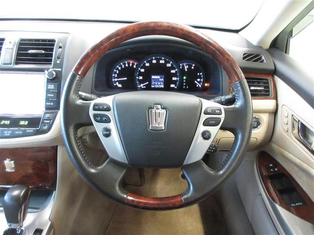 クラウン ２．５ロイヤルサルーン　プレミアムエディション　フルセグ　ＨＤＤナビ　ＤＶＤ再生　ミュージックプレイヤー接続可　バックカメラ　ＥＴＣ　ＨＩＤヘッドライト　ワンオーナー　記録簿（9枚目）