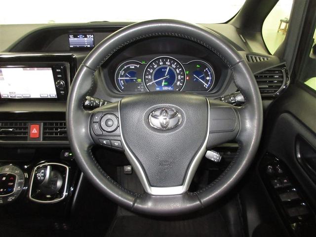 ノア ハイブリッドＳｉ　フルセグ　メモリーナビ　ＤＶＤ再生　ミュージックプレイヤー接続可　後席モニター　バックカメラ　衝突被害軽減システム　両側電動スライド　ＬＥＤヘッドランプ　乗車定員７人　３列シート　ワンオーナー　記録簿（9枚目）