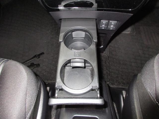 ノア ハイブリッドＳｉ　フルセグ　メモリーナビ　ＤＶＤ再生　ミュージックプレイヤー接続可　後席モニター　バックカメラ　衝突被害軽減システム　両側電動スライド　ＬＥＤヘッドランプ　乗車定員７人　３列シート　ワンオーナー　記録簿（19枚目）