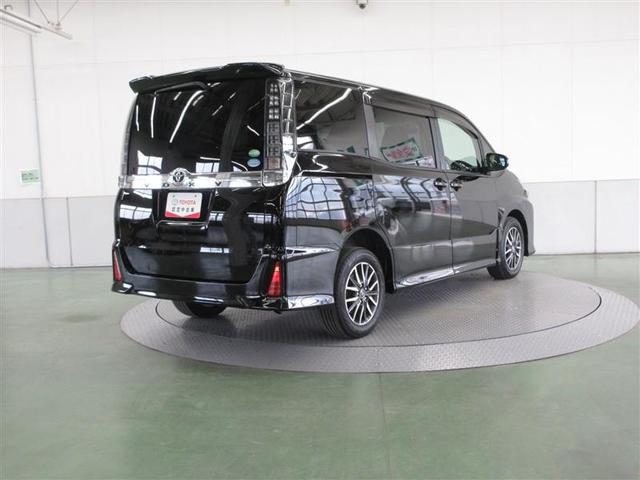 ヴォクシー ZS 4WD フルセグ メモリーナビ DVD再生 ミュージックプレイヤー接続可 バックカメラ ETC 両側電動スライド LEDヘッドランプ ウオークスルー 乗車定員7人 3列シート 記録簿(6枚目)