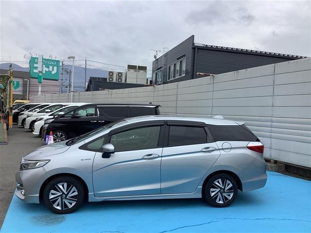 シャトル ハイブリッドX ワンセグ メモリーナビ DVD再生 ミュージックプレイヤー接続可 衝突被害軽減システム LEDヘッドランプ アイドリングストップ(4枚目)